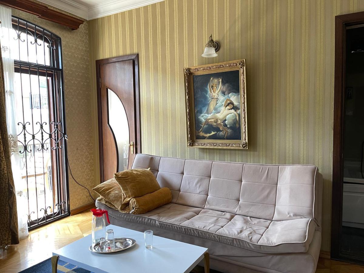 Luxors Garden Hotel Batumi Ngoại thất bức ảnh