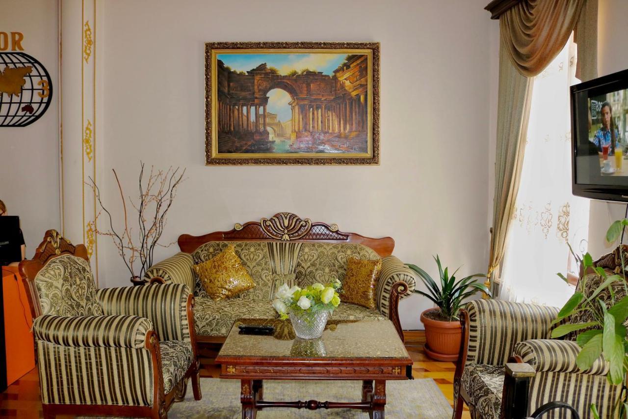Luxors Garden Hotel Batumi Ngoại thất bức ảnh