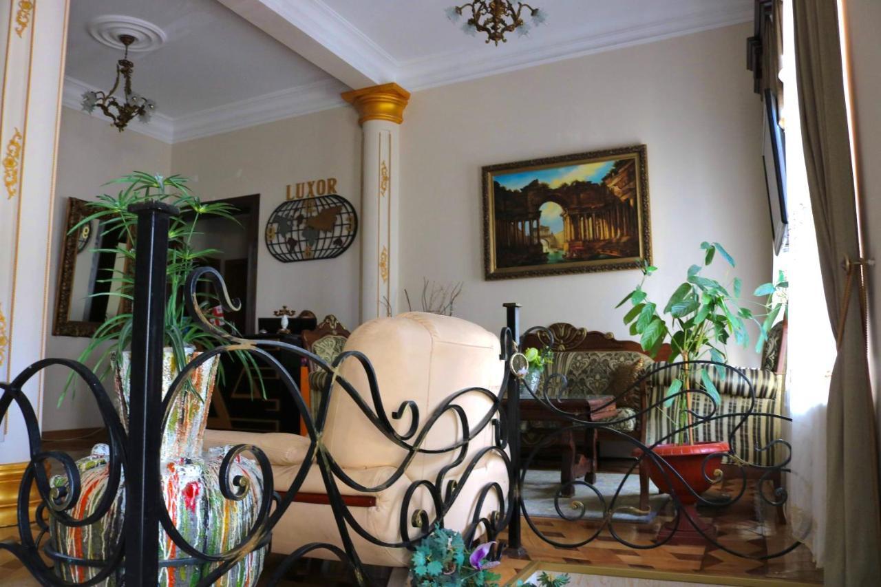 Luxors Garden Hotel Batumi Ngoại thất bức ảnh